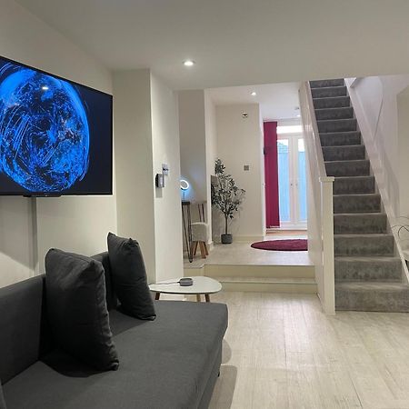 The Snap Pad Boutique Apartment Royal Tunbridge Wells Εξωτερικό φωτογραφία