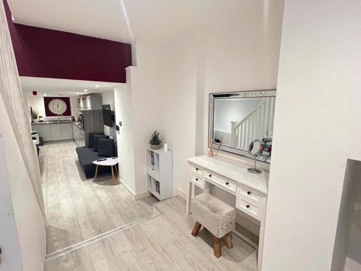 The Snap Pad Boutique Apartment Royal Tunbridge Wells Εξωτερικό φωτογραφία